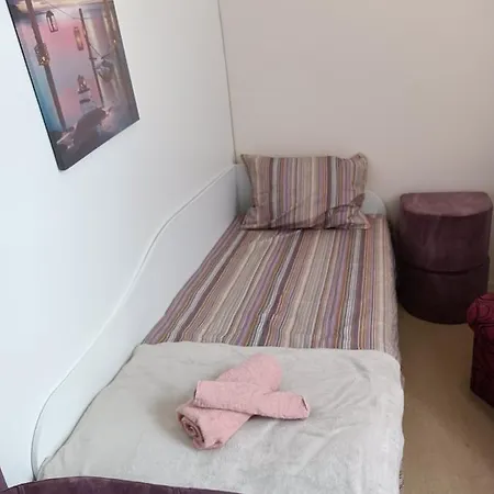 студио ариел דירה וארנה